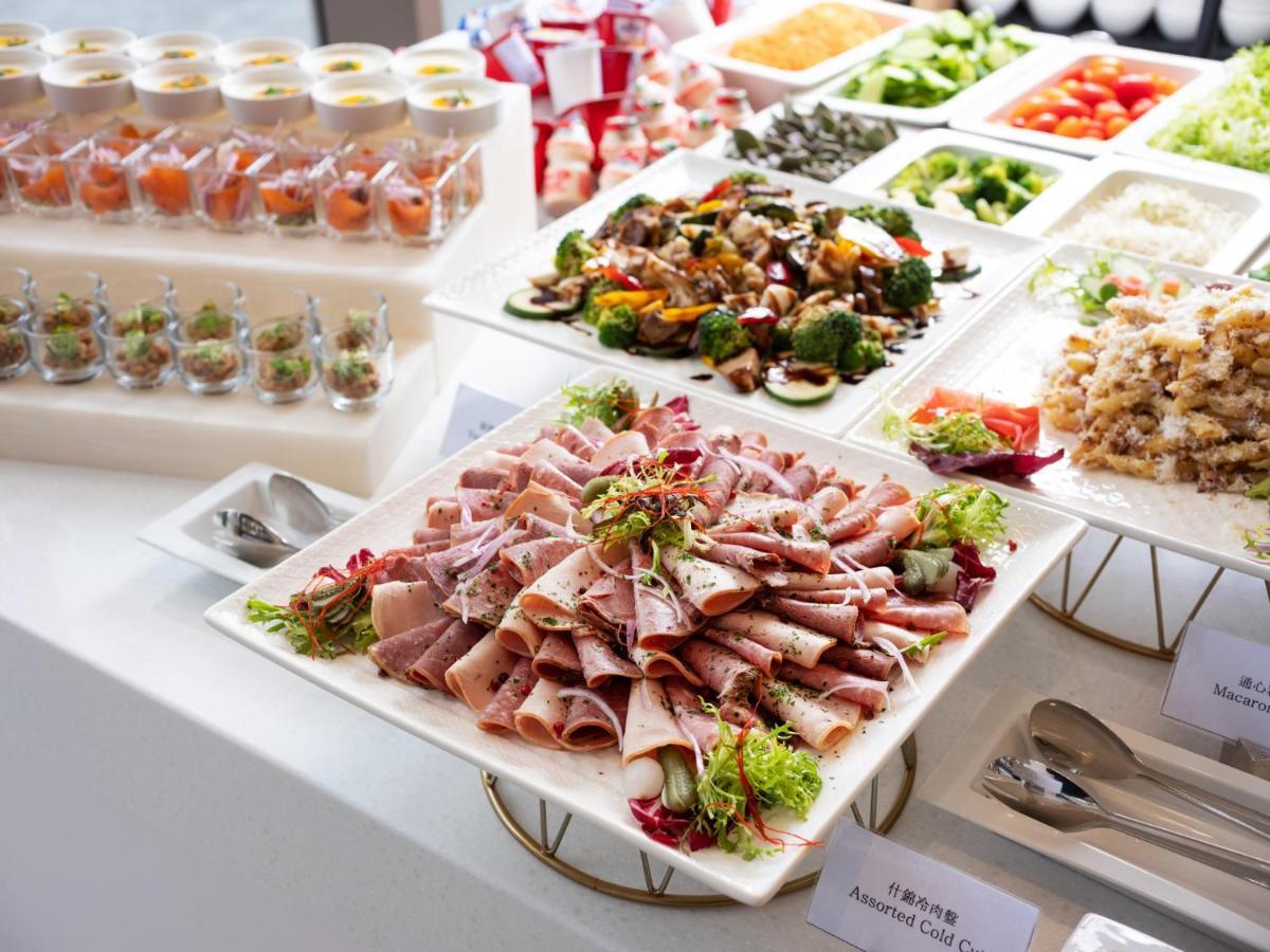 Fame Hall Garden Hotel Longtan Exterior photo A buffet